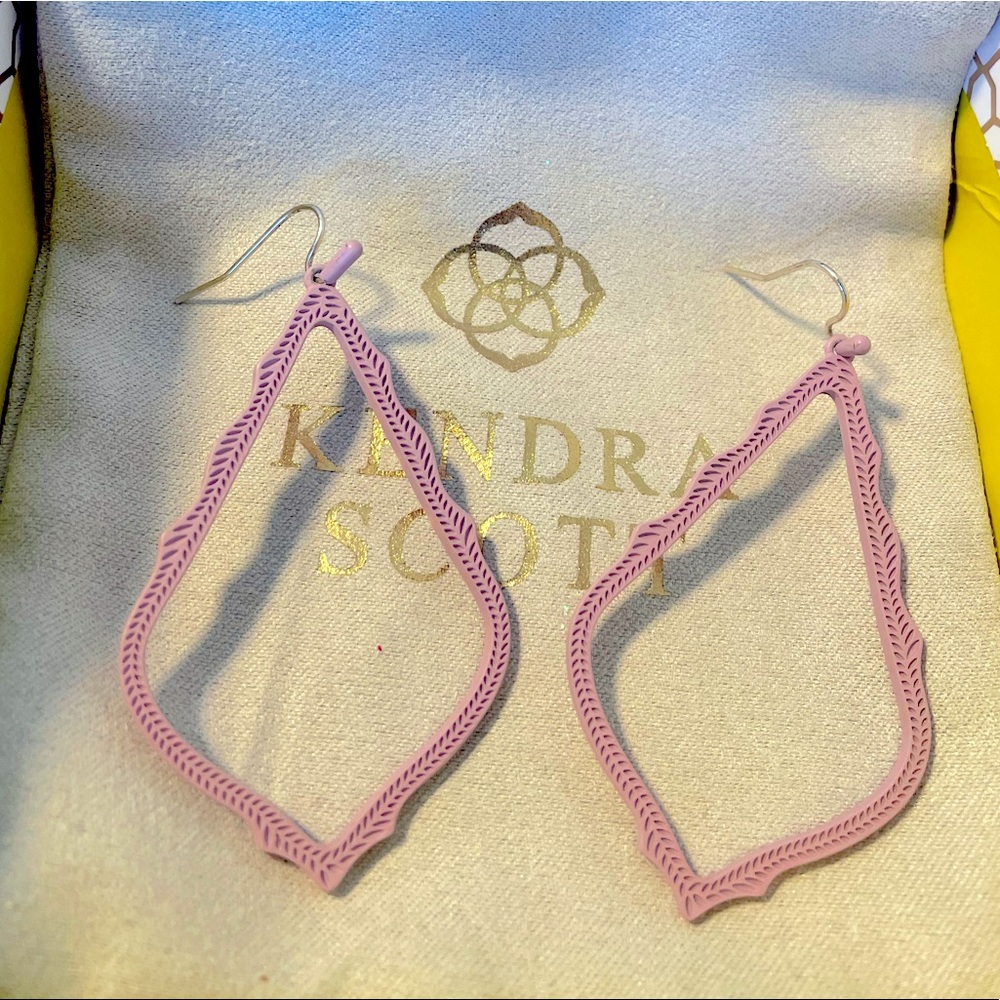 Kenra Scott, Drop Earrings